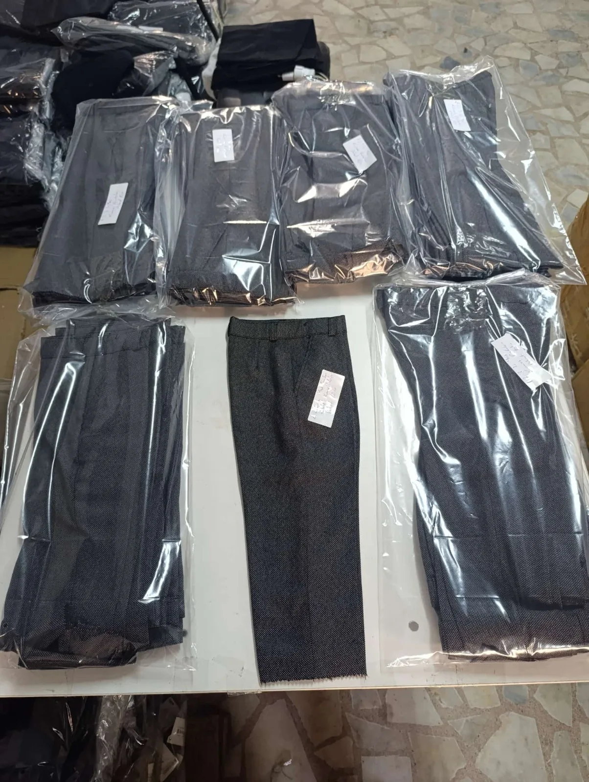 Toptan Çocuk Kumaş Pantolon – 10’lu Paket, İstanbul Güngören ürünü – fotoğraf 2